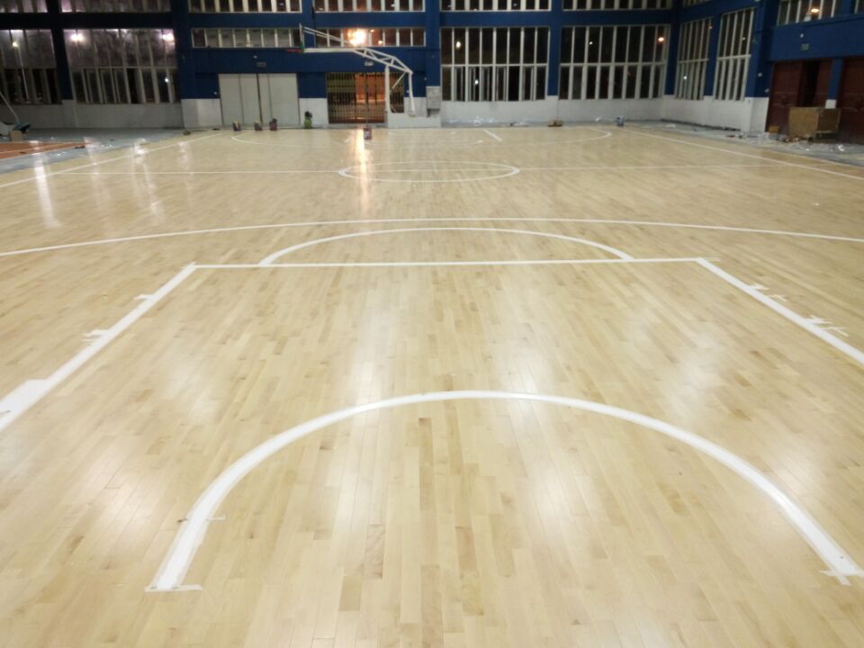 篮球木地板--广东省中山市南山区市活动中心