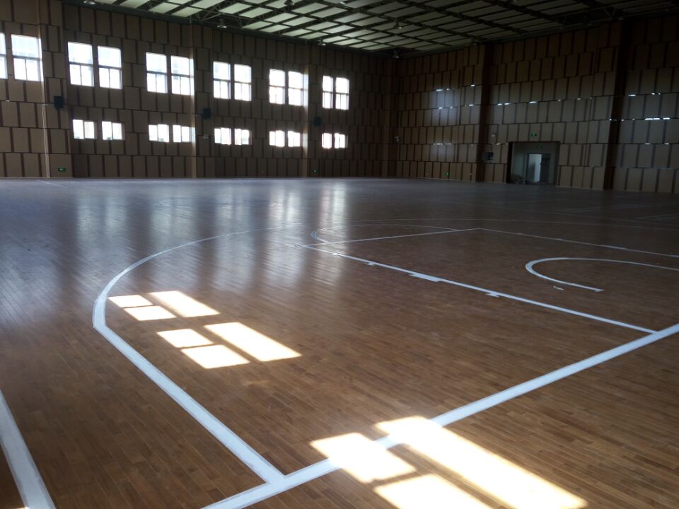 篮球木地板-湖南长沙市大同瑞致小学运动馆铺设案例